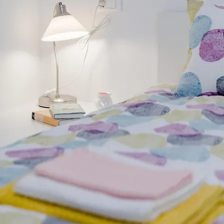 Mia - Two Bedroom * Split